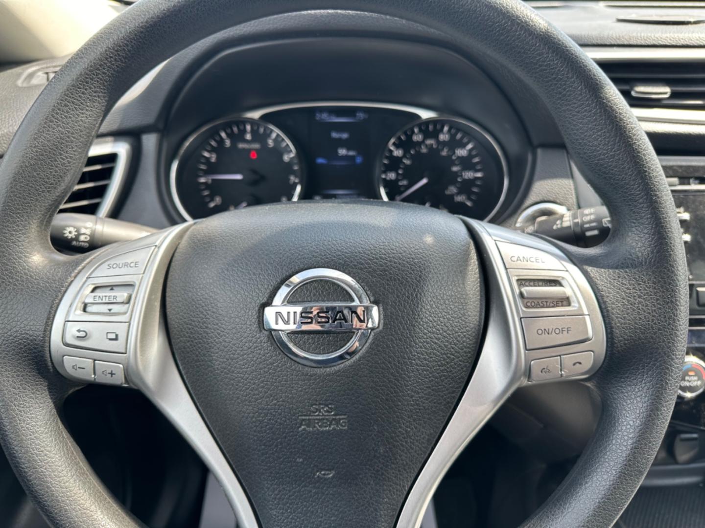 2016 RED Nissan Rogue SV AWD (KNMAT2MVXGP) with an 2.5L L4 DOHC 16V engine, CVT transmission, located at 1254 Manheim Pike, Lancaster, PA, 17601, (717) 393-9133, 40.062870, -76.323273 - Photo#12